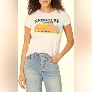 Signature by Levi Strauss & Co. Gold Women's Outdoor Core Short Sleeve T-Shirt